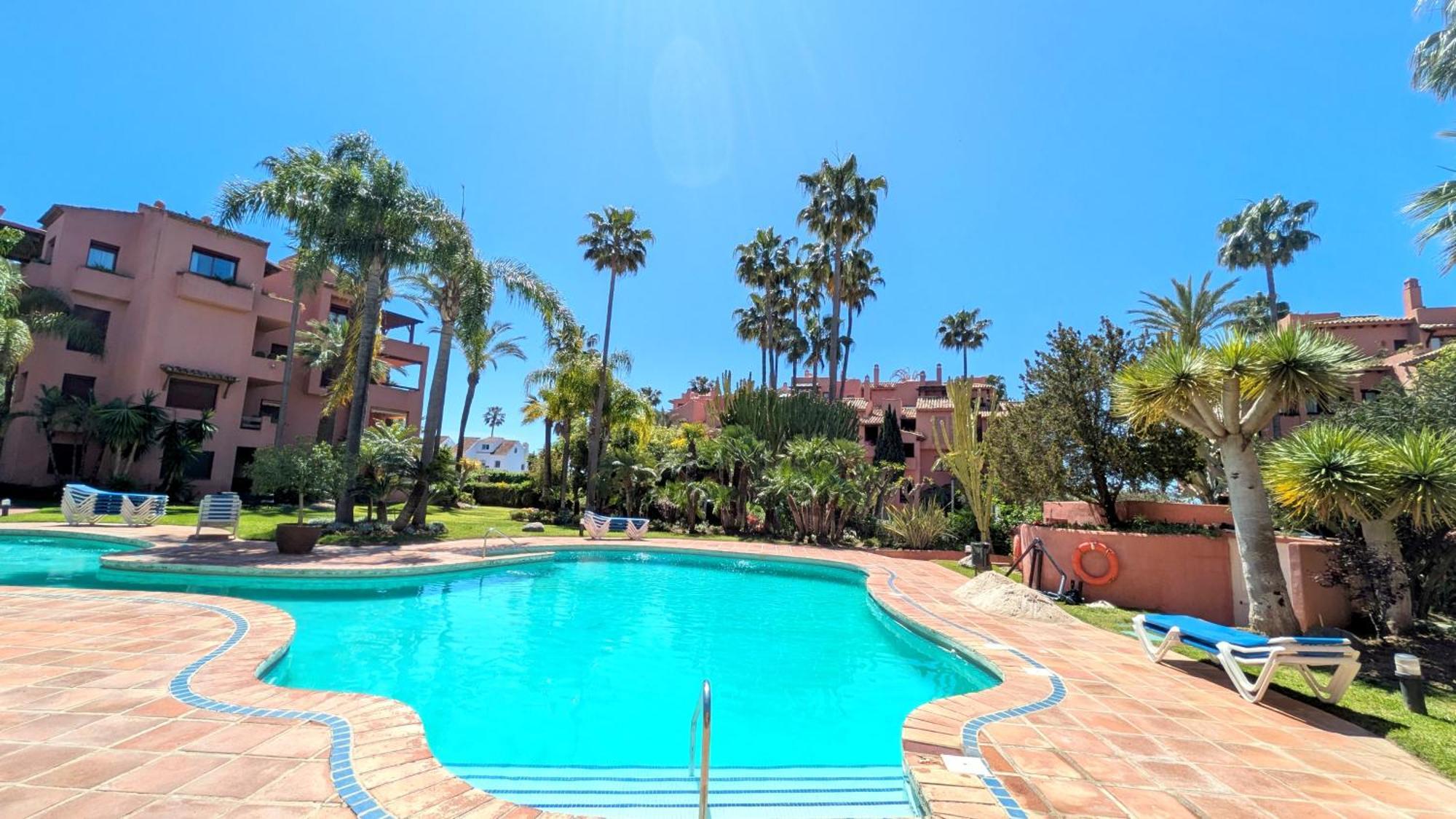 Marbella Bliss 2 Min To Alicate Beach And Pool In Residence Exterior photo